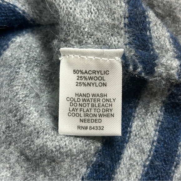 Sisters Women’s Gray Blue Striped Sweater Size M/L Long Sleeve Pullover” - Picture 4 of 8